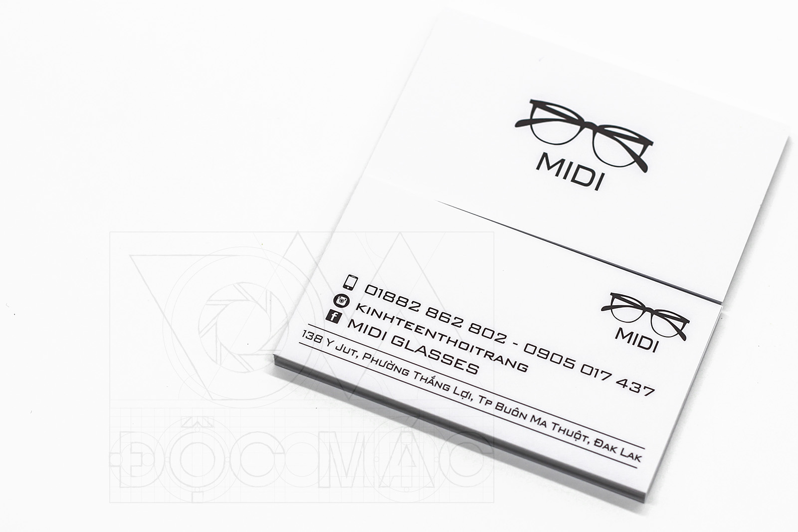 Danh thiếp mắt kính Midi Shop
